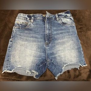 Urban Planet Ultra High Rise Midi shorts size 5